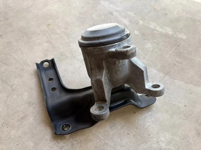 OEM, 2013, 2014, 2015, 2016 Nissan Pathfinder Right Engine Mount Foto 1 de 4
