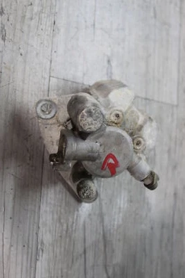 2003 雅马哈 Kodiak 400 Yfm400fa 4x4 右前制动卡钳 — 第 1/4 张图片