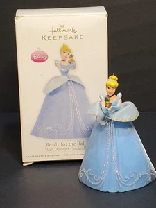 Hallmark "Ready For The Ball" Disney Princess Cinderella Ornament Or Cake Topper - Picture 1 of 7