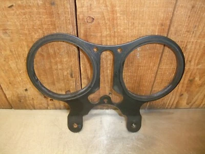 Triumph Speed Triple 900 T300, 1996 (N) soporte de racimo de instrumentos en muy buen estado #231 Foto 1 de 4