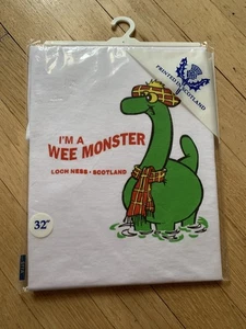 Nueva Camiseta De Colección Loch Ness Escocia I'm a Wee Monster Nessie 32" S/M - Imagen 1 de 3