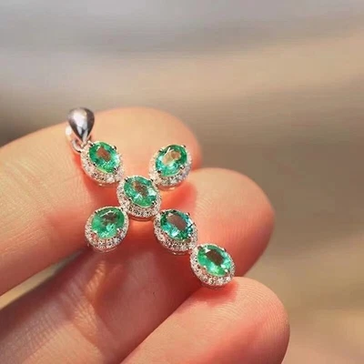 2Ct Oval Cut Simulated Peridot Unisex Cross Pendant In 14K White Gold Plated - Image 1 of 4