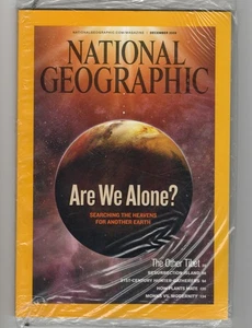 National Geographic Magazine December 2009 "Are We Alone" - Imagen 1 de 3