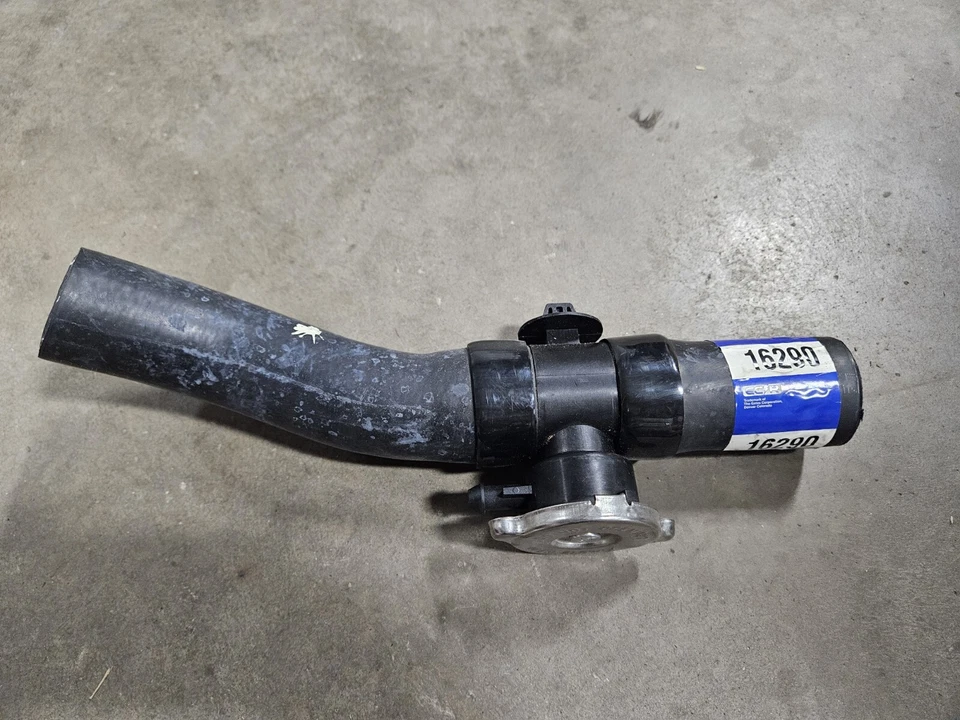 NAPA 16290 Hose - Image 1 of 1