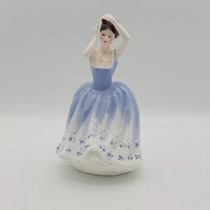 Vintage Royal Doulton Pretty Ladies Collection Sheila 8" HN 2742 Retired 1983 - Picture 1 of 19