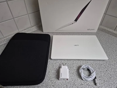 TOP LG Gram 13Z980 13,3" i5 20GB 512 GB FHD Notebook unter 1Kg weiß US-Tastatur - Bild 1 von 2