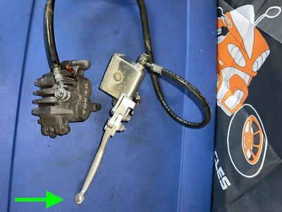 1997 - 2004 铃木 MARAUDER VZ 800 VZ800 前刹车卡钳主缸 — 第 1/4 张图片