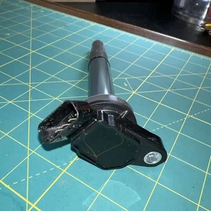 Ignition Coil Compatible W/90919-02258 673-1310 TOYOTA Corolla Prius 4wireConn - Bild 1 von 11