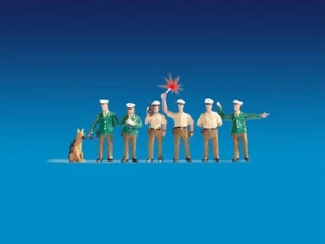N Polizei Deutschland mit grünen Uniformen, 6 Figuren, 1 beleuchtet- Noch 17650 - Bild 1 von 1
