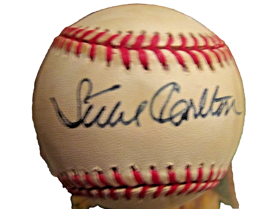 Steve Carlton signed baseball - Image 1 of 3