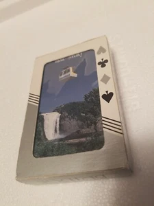 Tarjetas de Juego Montmorency Falls Nuevas Selladas Gráficas Canadá De Colección - Imagen 1 de 11