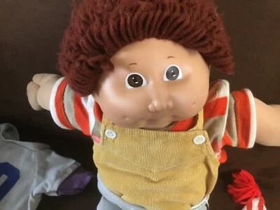 VINTAGE 1982 CABBAGE PATCH KIDS BABY BOY Auburn BROWN HAIR & Eyes PLUSH TOY # 32 - Image 1 of 4