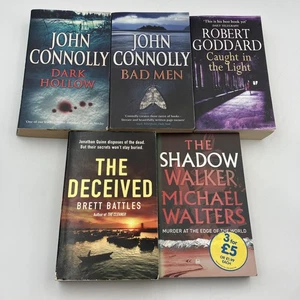 Crime Thriller Books Holiday Read Bundle X 5 Paperbacks Suspense  Mixed Authors - Picture 1 of 19