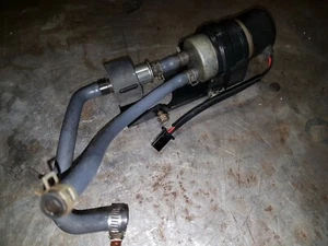 Kawasaki Ninja ZX600 ZX 600 ZX6 1998 Fuel Pump - Picture 1 of 1