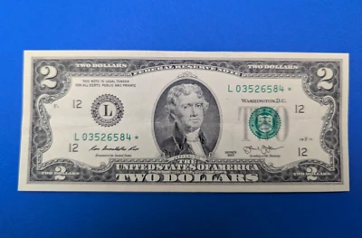STAR NOTE 2 Dollar Bill 2013 SERIAL NUMBER L03526584* CRISP - Image 1 of 4
