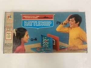VINTAGE 1971 MB Battleship Strategy Game COMPLETE Original Box.
