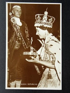 H.R.H QUEEN ELIZABETH ll c1953 Official Coronation RP Postcards by Valentine C51 - Bild 1 von 2