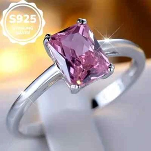 Damen Ring aus 925er Sterlingsilber mit einem quadratisch rosa Zirkonia-Stein - Picture 1 of 4