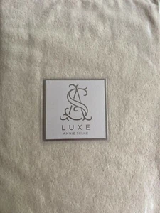 NWT! REDUCED! Annie Selke Pine Cone Hill LUXE STELLA BATH TOWEL IVORY REG. $172. - Picture 1 of 7