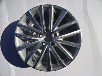 1x Llanta de aluminio 5C0601025A 5C0601025AH original VW Jetta 5C Queensland 7Jx17H2 ET54 - Imagen 1 de 4