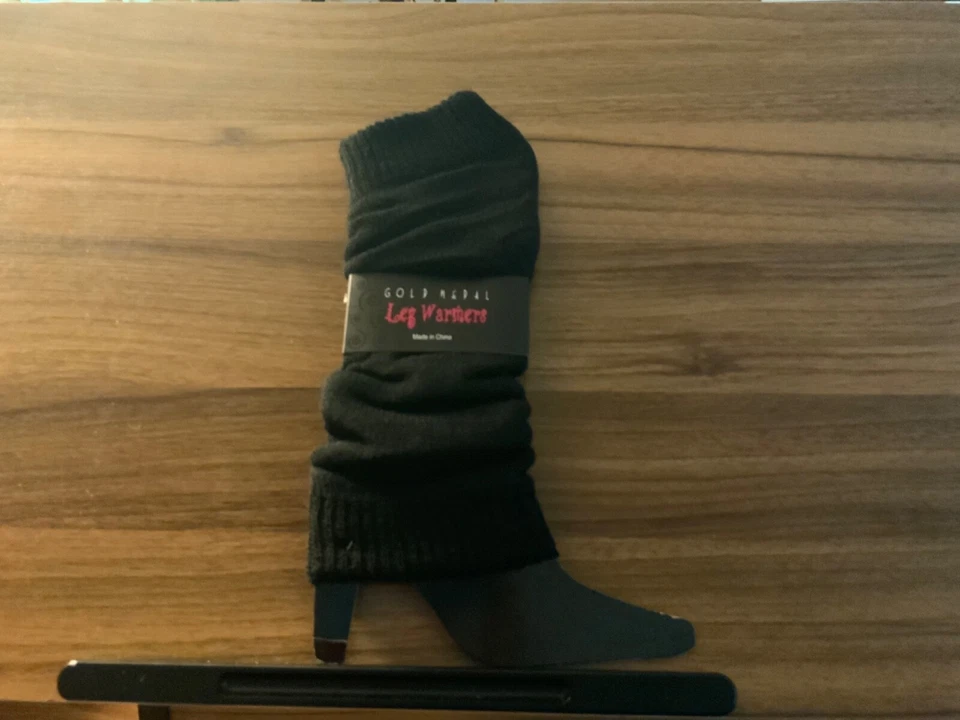 CALENTADORES DE PIERNAS MEDEL DORADO NEGRO Foto 1 de 1