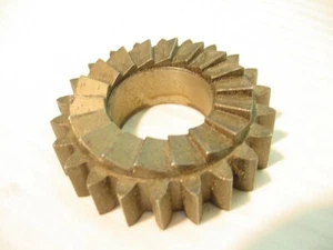 NEW NOS TRIUMPH TRIDENT T150 1969 70 KICK START RATCHET GEAR PART # T2170 22 TOO - Imagen 1 de 2