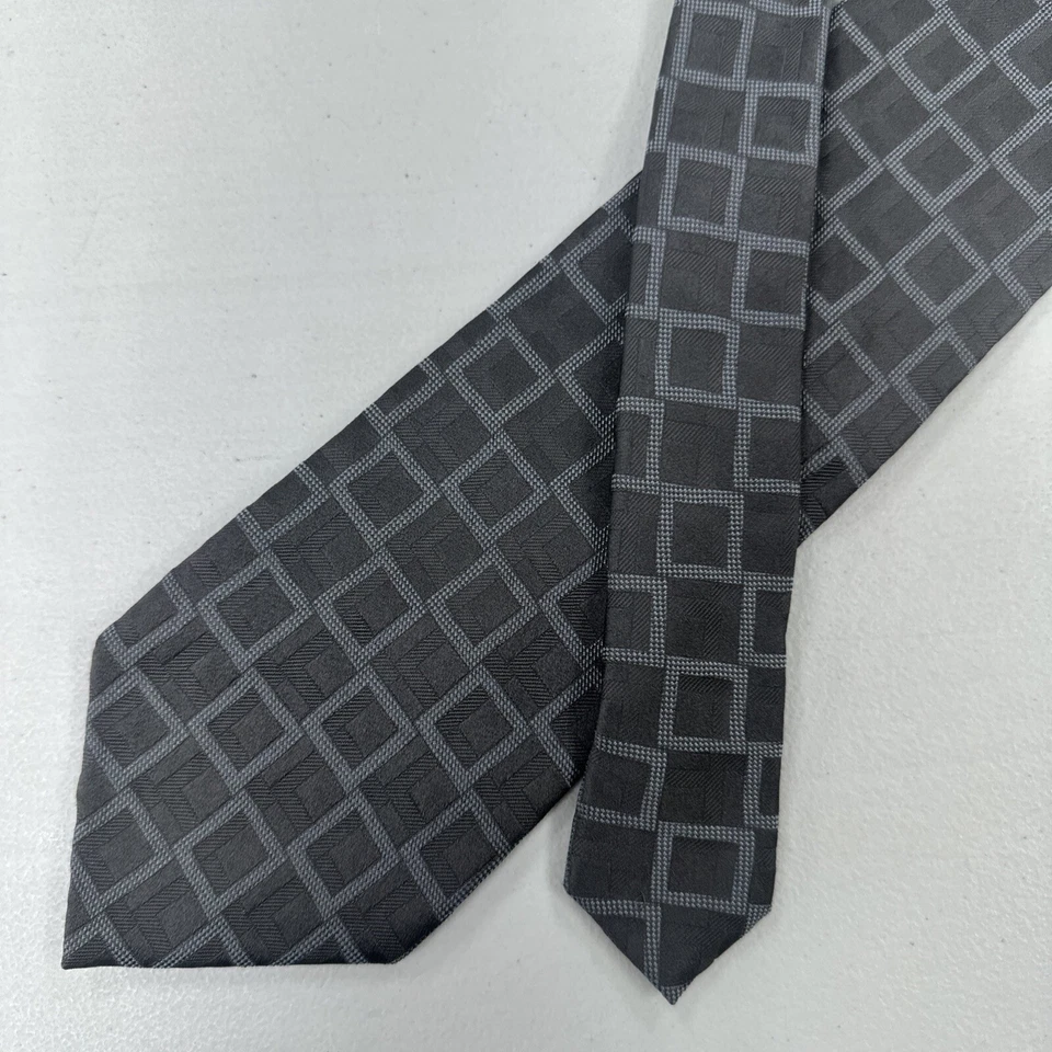 Giorgio Armani мужчин галстук серый геометрический узор квадраты шелк сделано в Италии Jaquard - Изображение 1 из 4
