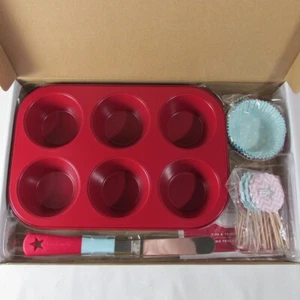 American Girl Cupcake Baking Set New William Sonoma w Tin & Spatula - Picture 1 of 9