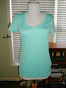 Women's Under Armour Short Sleeve V Neck Top Small Green (14) - Picture 1 of 5