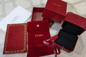 Cartier Anello Gioielli Scatola Vuota Astuccio Portaoggetti Viaggio Sacchetto Nastro Regalo Rosso mzmr A - Foto 1 di 8