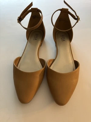 a.n.a. Ana Darell tan flats size 8.5 - Image 1 of 4
