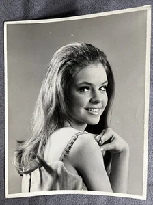 1975 Jane Steele Press Photo in Delinquent School Girls | B&W 8x10" - Picture 1 of 3