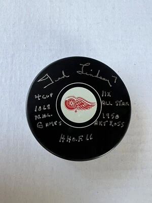 ШАЙБА С ЛОГОТИПОМ ДЕТРОЙТ КРАСНЫЕ КРЫЛЬЯ С ПОДПИСЬЮ TED LINDSAY 5 СТАТИЧЕСКИХ НАДПИСЕЙ - Изображение 1 из 2