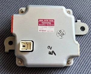 Toyota Battery Voltage Sensor 89892-52011 89892-52010 for Aqua Prius Used - Picture 1 of 5
