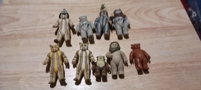 Lote De 9 Accesorios Originales De Colección Star Wars Ewok Lumat Paploo Logray Wicket Foto 1 de 4