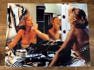 HELEN MIRREN SIGNED 11x14 PHOTO RED AUTHENTIC PSA/DNA AUTOGRAPHED - Picture 1 of 2