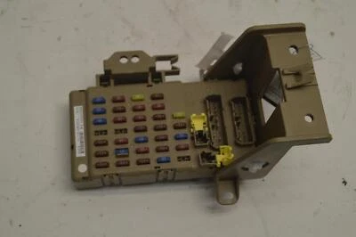 SUBARU WRX STI 2015-2016 2,0 L debajo del tablero cabina unión fusibles relé caja OEM Foto 1 de 4