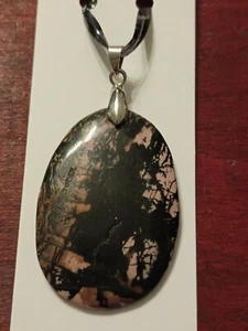~ Stunning Rhodonite Pendant Healing Stone Wicca Pagan - Picture 1 of 1