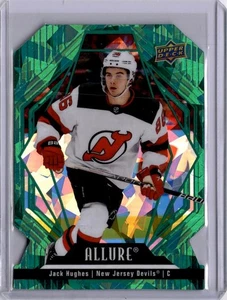 Jack Hughes Green Rainbow Die-Cut /99 #38 2022-23 Upper Deck Allure - Foto 1 di 2