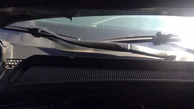2021 Jeep Grand Cherokee Passenger Side Right Wiper Arm - Изображение 1 из 4