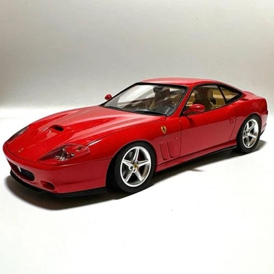 Modellino in plastica Fujimi Ferrari 575M Maranello completo scala 124 usato - Immagine 1 di 4