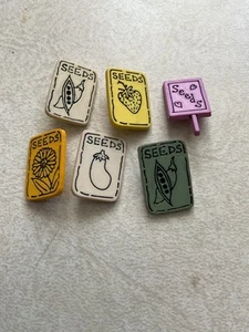 Fruit And Veggies Seed Packets - Button Set - Picture 1 of 2
