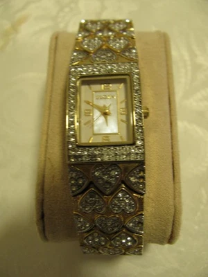 RELOJ ELGIN MUJER EG8012 TONO DORADO PEDRERÍA TRANSPARENTE Foto 1 de 4