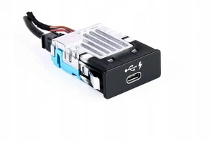 BMW G20 G11 G12 X3 G01 X4 G02 X5 G05 X6 G06 USB TYP C BUCHSE PORT 8711939 - Bild 1 von 6
