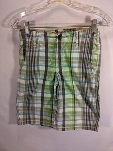 Arizona Chino Short Size 10 Regular Island Lime Green Plaid Zip/Button Top N.W.T - Picture 1 of 3