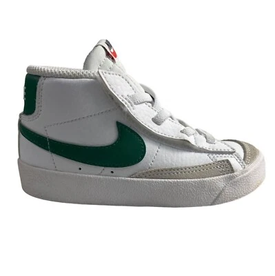 Tênis Nike Youth unissex branco verde pinho blazer 77 tamanho 9C - Imagem 1 de 4