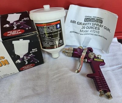 Central Pneumatic Professionals 20 Oz Gravity Spray Gun - Image 1 of 4
