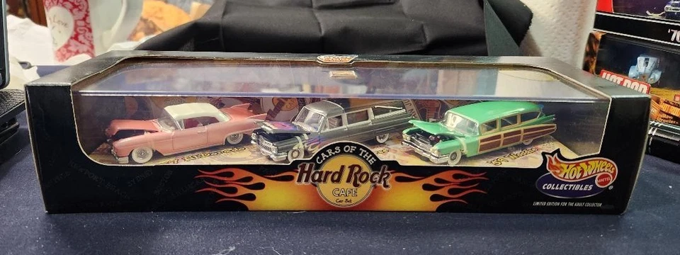 JUEGO DE 3 COCHES HOT WHEELS HARD ROCK CAFÉ, CONJUNTO CLÁSICO GENIAL #1, COCHES DE COLECCIÓN, EXCELENTE P Foto 1 de 4