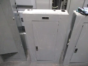 GE Main Lug Circuit Breaker Panel AF37S  208Y/120V 125A Max 3Ph 4W 30-Circuit - Picture 1 of 4