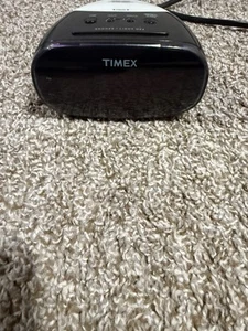 Timex Dual Alarm Clock T118B with and LED Night Light EUC, Works - Picture 1 of 3